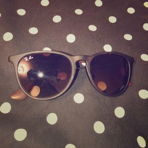 Ray Ban Erika Classic unisex tortoise sunglasses